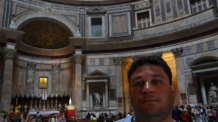 Entrada para Visitar o Pantheon, em Roma.